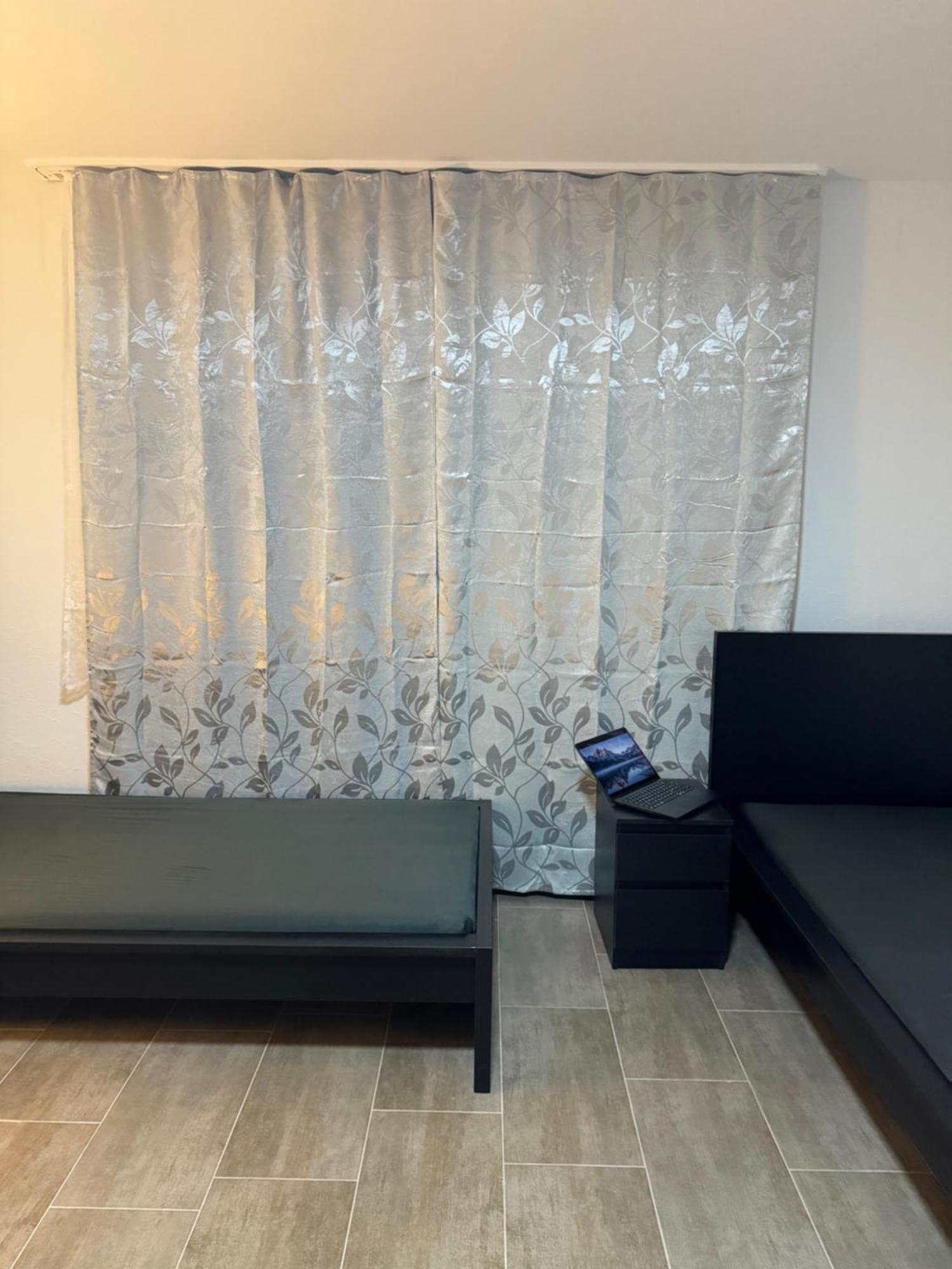 Laras Voll Ausgestattete Gartenwohnung Mit Wlan Und Tv Werne Buitenkant foto