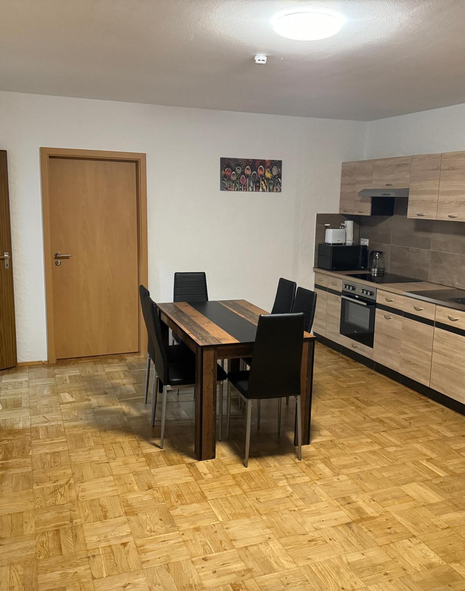 Laras Voll Ausgestattete Gartenwohnung Mit Wlan Und Tv Werne Buitenkant foto